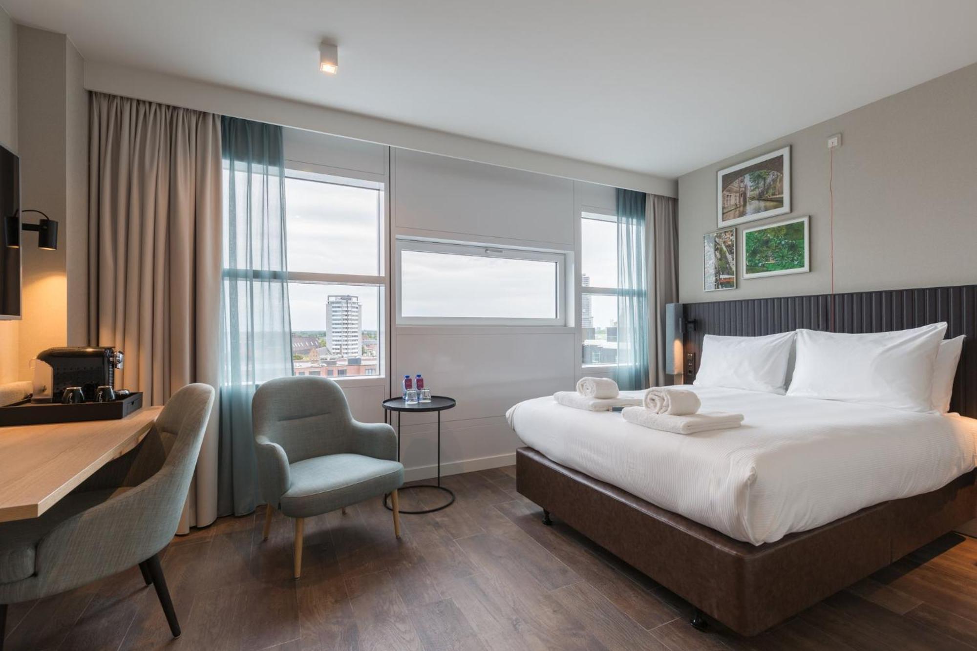 Crowne Plaza Utrecht - Central Station By Ihg Exterior foto